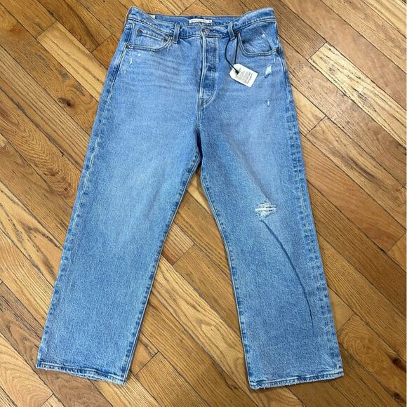 NWT Levi’s Premium Ribcage Straight Ankle Jeans Light Wash - Picture 6 of 11